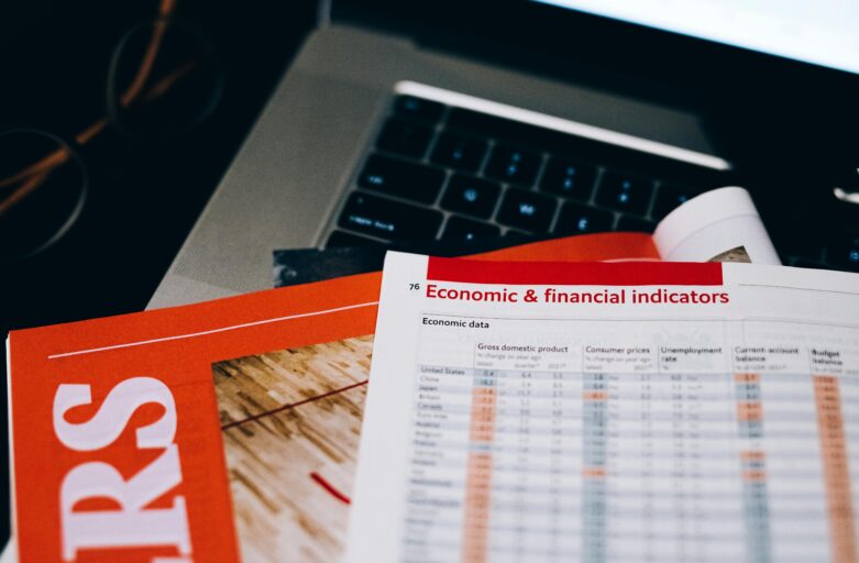 Do You Pay Taxes on Stocks If You Sell at a Loss